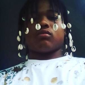 Meet your Posher, Devonte